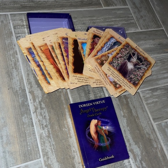 Doreen Virtue Angel Therapy Oracle & Magical Mermaids and Dolphins Card Sets - Picture 4 of 5